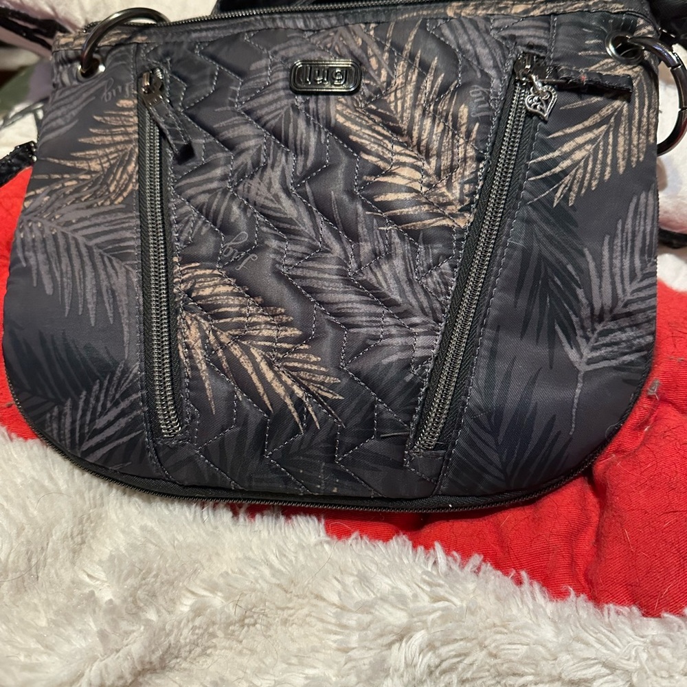 Used lug swivel crossbody
